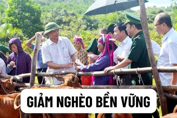 Sau 15 ngày cơ quan giám sát phải báo cáo Chương trình giảm nghèo bền vững? Thực hiện báo cáo đánh giá vào ngày 1 tháng đầu mỗi quý? 