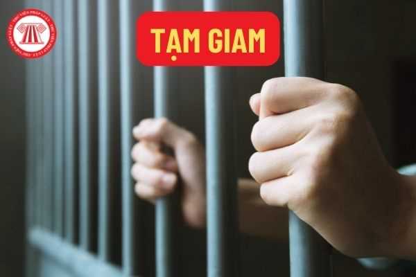 Tạm giam