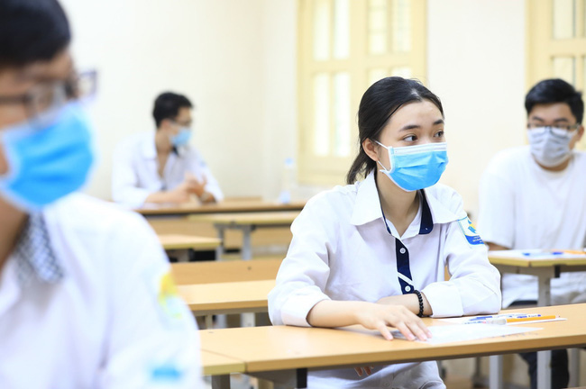 Tuyển sinh lớp 10 các trường THPT chuyên tại Thành phố Hồ Chí Minh năm 2022 - 2023
