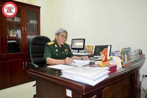 Lương của Chủ tịch Hội Cựu chiến binh Việt Nam chưa qua đào tạo chuyên môn được tính theo hệ số nào?