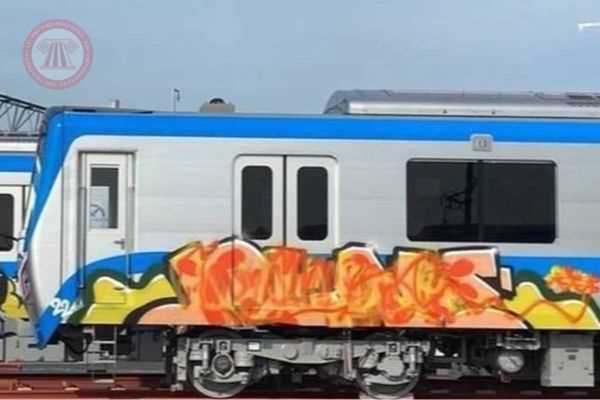 Người dùng sơn vẽ bậy lên tàu metro số 1 Bến Thành - Suối Tiên sẽ bị pháp luật xử lý như thế nào? 