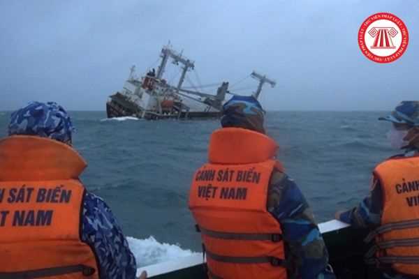 Cứu nạn, cứu hộ trên vùng biển Việt Nam được thực hiện thế nào? Tàu thuyền nước ngoài được tham gia cứu nạn, cứu hộ khi nào? 