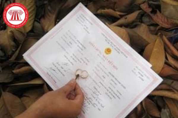 Bổ sung thông tin trên giấy chứng nhận kết hôn như thế nào khi không xác định được ngày đăng ký kết hôn?
