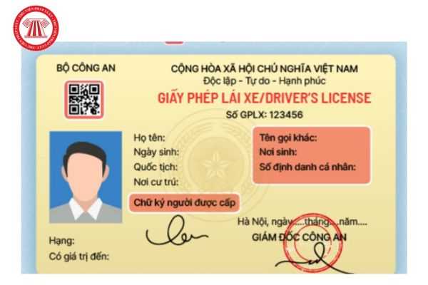 Tạm giữ giấy phép lái xe tích hợp thì có được lái xe không? Nếu đi ôtô bị phạt tạm giữ giấy phép lái xe tích hợp thì khi tham gia giao