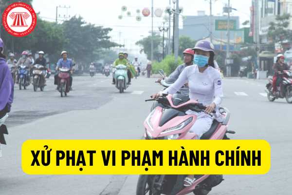 Thiếu niên 17 tuổi chạy xe máy với tốc độ 65km/h trong đoạn đường quy định 50km/h thì bị xử phạt vi phạm hành chính như thế nào?