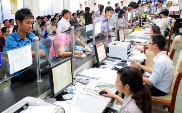 Notable changes in civil servant salary policy in 2022 in Vietnam