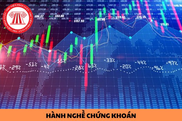 Người hành nghề chứng khoán làm việc cho 2 công ty khác nhau có bị thu hồi chứng chỉ hành nghề không?