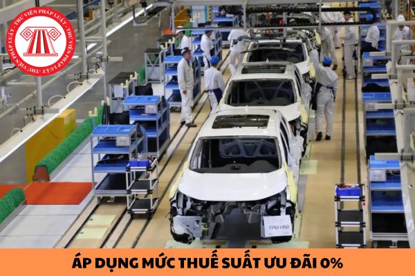 Hồ sơ áp dụng mức thuế suất ưu đãi 0% đối với doanh nghiệp sản xuất, lắp ráp ô tô tự sản xuất, gia công (lắp ráp) linh kiện, phụ tùng ô tô gồm những gì?