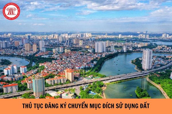 Thủ tục đăng ký chuyển mục đích sử dụng đất không phải xin phép cơ quan nhà nước có thẩm quyền được tiến hành như thế nào? (Hình từ Internet).