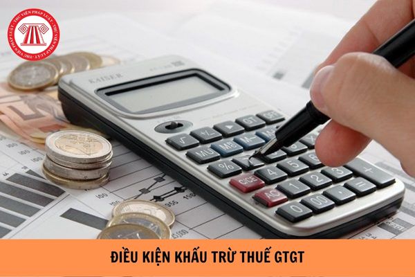 Hướng dẫn điều kiện khấu trừ thuế GTGT đối với khoản chi được thanh toán bằng thẻ tín dụng cá nhân?