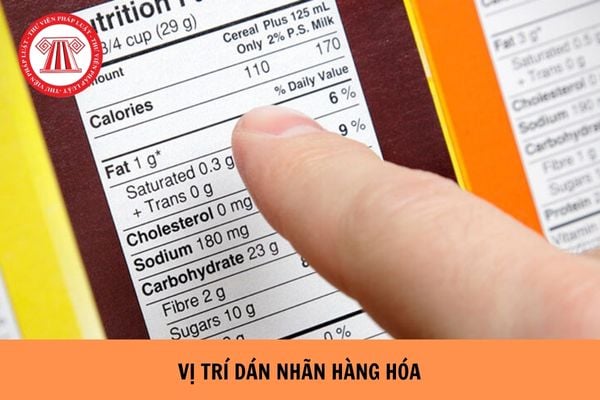 Vị trí dán nhãn hàng hóa khi có nhiều đơn vị hàng hóa nhỏ được đóng gói trong hộp lớn như thế nào?