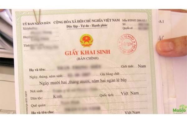 Đã khai sinh cho con ở nước ngoài về Việt Nam có phải làm lại giấy khai sinh cho con không? 