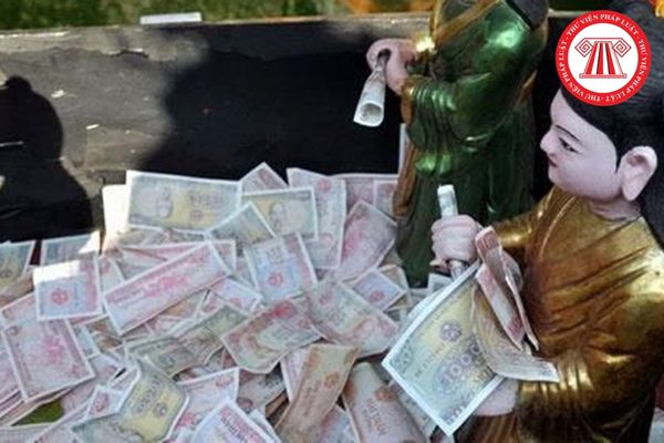 Rải tiền lẻ khi đi lễ hội nhân dịp Tết Nguyên đán sẽ bị phạt bao nhiêu tiền?