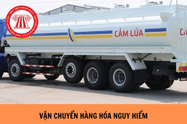 Người vận chuyển của đơn vị kinh doanh xăng dầu có cần giấy chứng nhận tập huấn vận chuyển hàng hóa nguy hiểm không? 