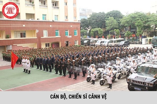 Người được tuyển chọn vào lực lượng Cảnh vệ phải có độ tuổi từ bao nhiêu? Khi thi hành nhiệm vụ cảnh vệ được nổ súng trong trường hợp nào? 