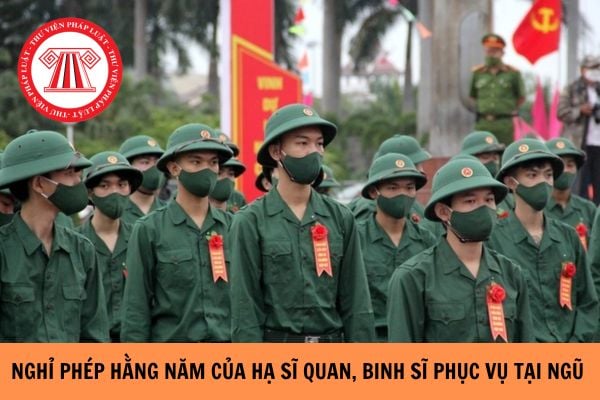 Hạ sĩ quan, binh sĩ phục vụ tại ngũ được nghỉ phép hàng năm từ tháng thứ mấy trở đi?