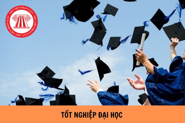 Tốt nghiệp đại học cần chứng chỉ gì?