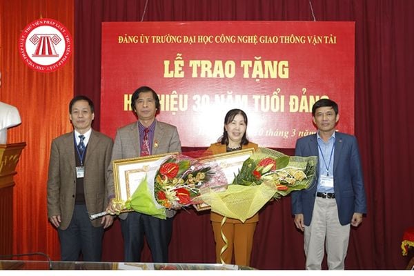 Tuổi Đảng của Đảng viên được tính từ khi nào? Đảng viên đã ra khỏi Đảng có được cấp Giấy xác nhận tuổi đảng không? 