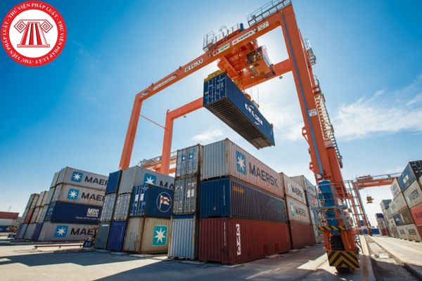 Lập, thẩm định, phê duyệt và quản lý quy hoạch phát triển cảng cạn thì Bộ trưởng Bộ Giao thông vận tải có trách nhiệm gì?