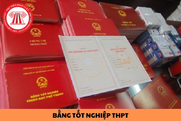 Có thể nhờ những người nào đi xin cấp lại bản sao bằng tốt nghiệp THPT?