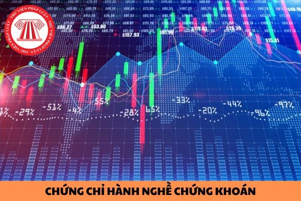 Có bị tịch thu chứng chỉ hành nghề khi tự ý sửa chữa làm thay đổi nội dung chứng chỉ hành nghề chứng khoán?