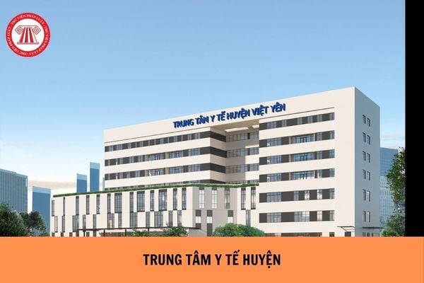 Nhiệm vụ và quyền hạn của Trung tâm Y tế huyện trong việc thực hiện các hoạt động cung cấp dịch vụ chuyên môn, kỹ thuật về dân số?