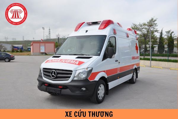 Xe cứu thương có được sử dụng thiết bị phát tín hiệu ưu tiên khi đang không thực hiện nhiệm vụ cấp cứu không?