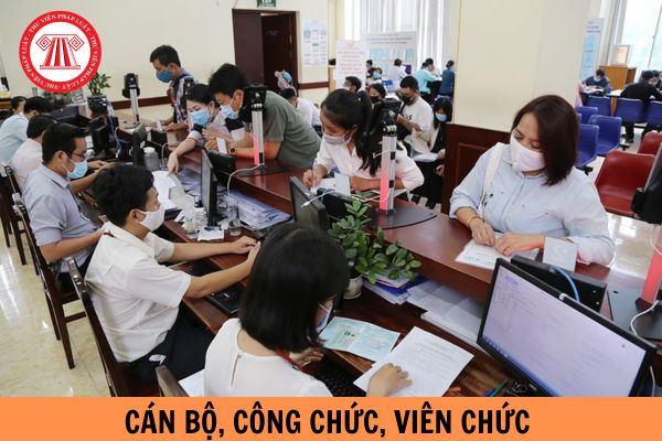 Cán bộ, công chức, viên chức được giao nhiệm vụ hướng dẫn, tiếp nhận hồ sơ, giải quyết, trả kết quả thủ tục hành chính không được thực hiện hành vi nào?