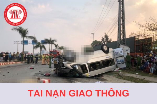 Khi phát hiện có vụ tai nạn giao thông đường bộ phải báo ngay cho ai?