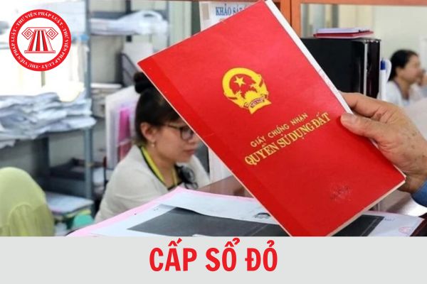 Luật Đất đai 2024 quy định cấp sổ đỏ cho hộ gia đình đang sử dụng đất có giấy tờ trước 15/10/1993?