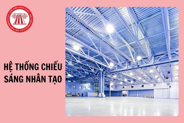 Hệ thống chiếu sáng nhân tạo bên ngoài công trình công cộng phải bảo đảm yêu cầu gì theo TCVN 13608:2023?