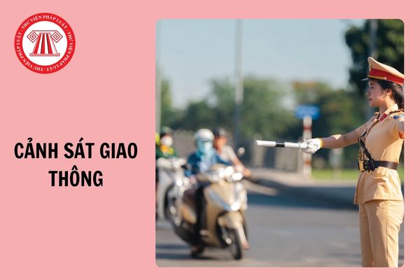 Năm 2024, cảnh sát giao thông có phải chào người vi phạm hay không?