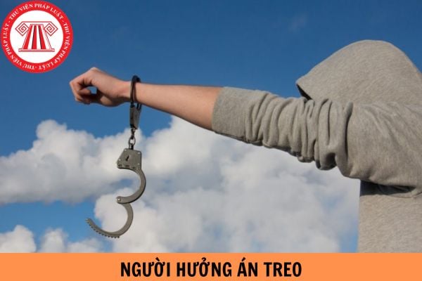 Người hưởng án treo có được xuất cảnh không?