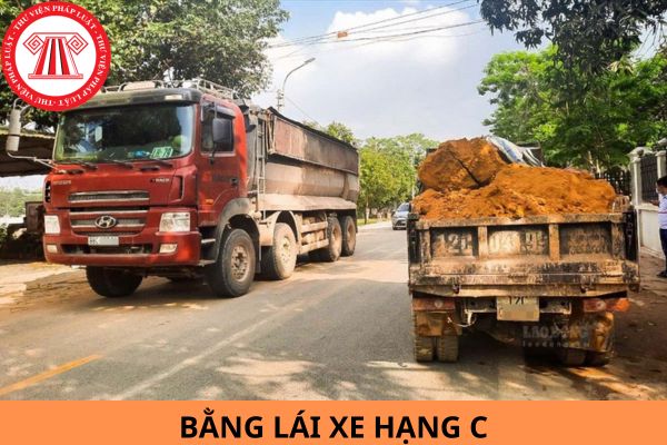 Từ ngày 01/01/2025, bằng lái xe hạng C lái được xe gì? Thời hạn bao lâu?