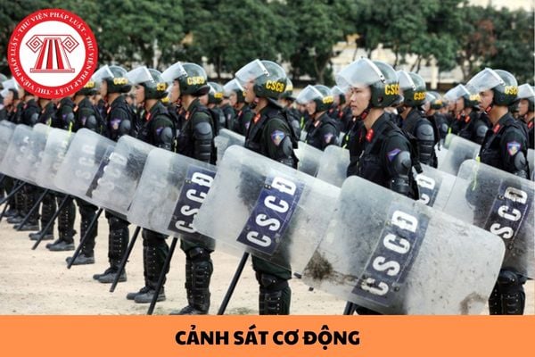 Cảnh sát cơ động có được sử dụng súng, vũ khí, vật liệu nổ hay không?