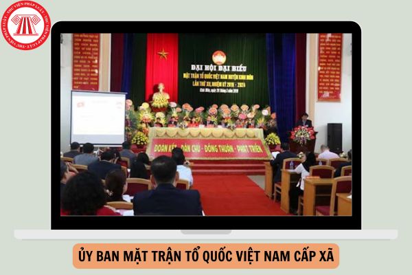 Theo Luật Thực hiện dân chủ ở cơ sở, đâu là trách nhiệm của Ủy ban Mặt trận Tổ quốc Việt Nam cấp xã trong việc tổ chức để Nhân dân bàn, quyết định và thực hiện quyết định của cộng đồng dân cư?