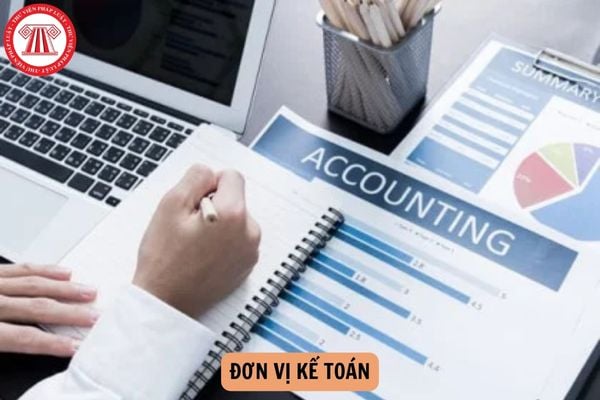 Sổ kế toán có cần phải ghi rõ tên đơn vị kế toán không?