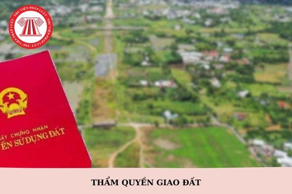 UBND xã có thẩm quyền giao đất không?