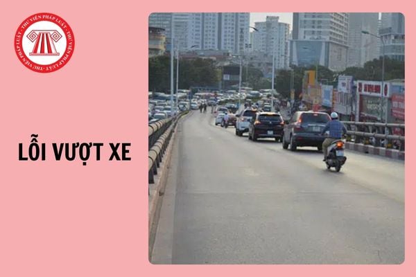 Nghị định 168 2024: Lỗi vượt xe không đúng quy định 2025 đối với xe máy là bao nhiêu?