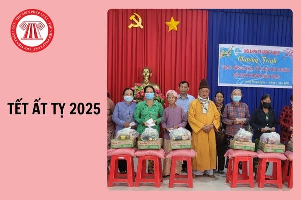 Mẫu Bài phát biểu tặng quà cho hộ nghèo đón Tết Ất Tỵ 2025 ngắn gọn?