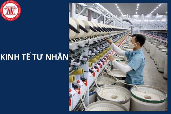 Nghị quyết 68 nêu ra yêu cầu thúc đẩy tinh thần nào để phát triển kinh tế tư nhân?