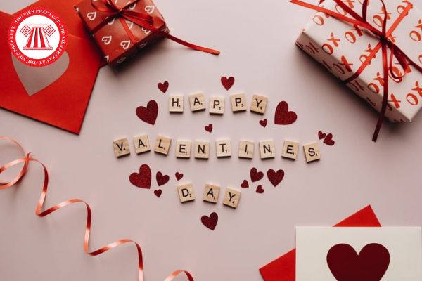 Quà valentine 2025 cho nam, bạn trai ý nghĩa? NLĐ có được nghỉ hưởng lương vào valentine 14 2 không?