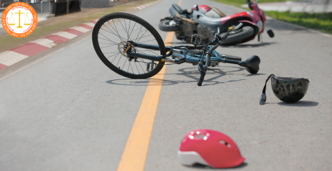 Are parents who let their underage children operate motorbikes causing fatal accidents subject to imprisonment sentence according to the law in Vietnam? What are judgments related to this offense?