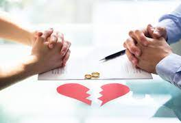 Is mediation compulsory when settling a request for divorce by mutual consent in Vietnam?
