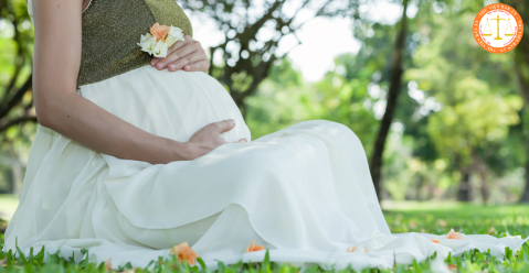 Mức hưởng chế độ thai sản đối với lao động nữ sinh con, hồ sơ hưởng chế độ thai sản cần những gì?
