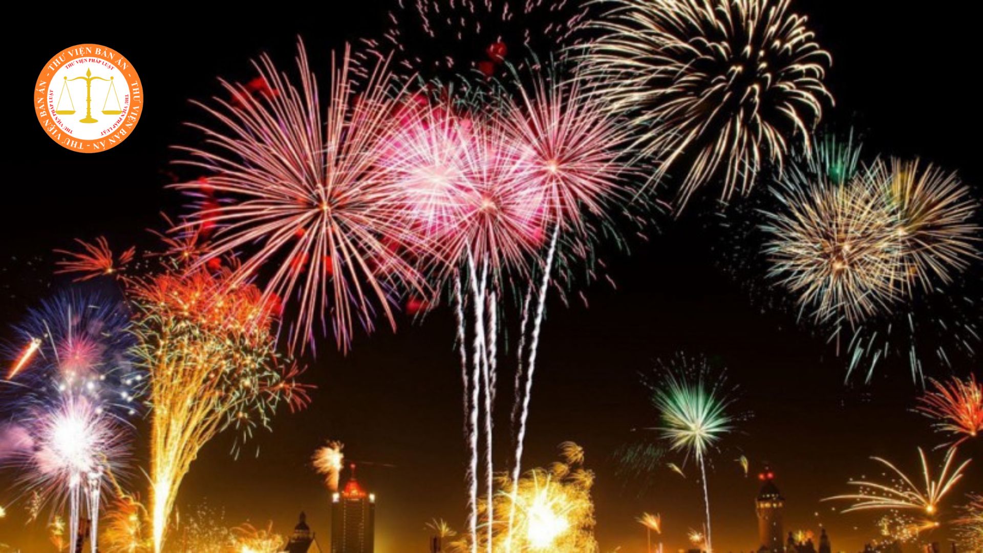 Vietnam: How often does Da Nang City hold the international Fireworks Festival?