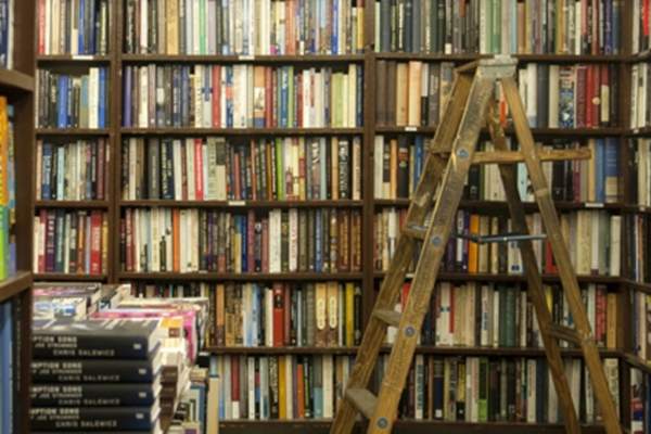 Mở tiệm bán sách cũ năm 2024 có cần đăng ký kinh doanh