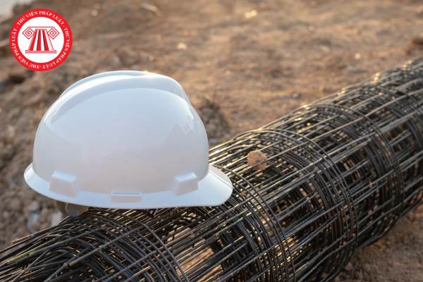 Khi xảy ra tai nạn lao động tại công trình xây dựng, trách nhiệm thuộc về nhà thầu hay chủ đầu tư 