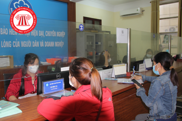 Có được chi trả chế độ BHXH bắt buộc thông qua người sử dụng lao động?