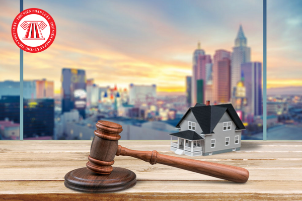 Doanh nghiệp đi vay vốn để tham gia đấu giá quyền sử dụng đất thì có yêu cầu phải nộp tiền đặt trước hay không?